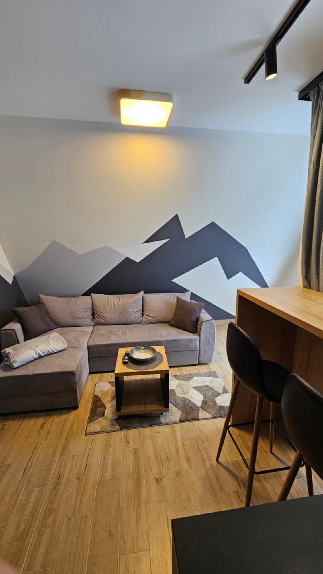 Hills Part Apartment *
