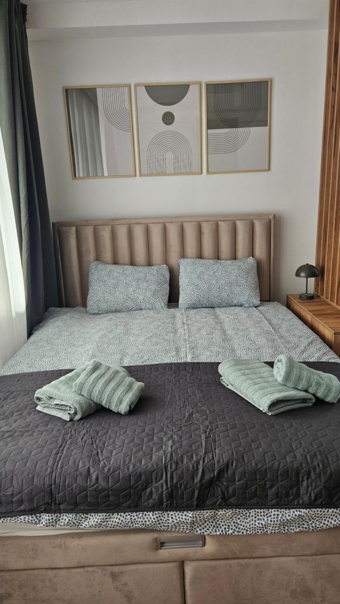 Hills Part Apartment Divcibare